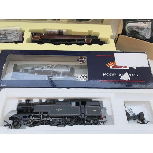 237 - A Collection of Partly Boxed 00 Gauge Locomotives Digital Decoders. Includes a Bachmann Fairborn Tan... 