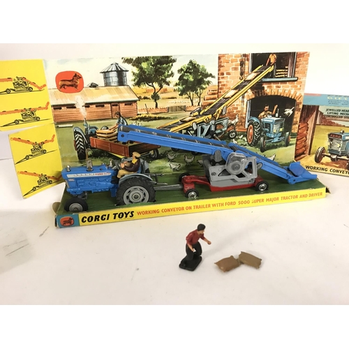 262 - A Boxed Corgi Gift Set #47. Working Conveyor On Trailer With Ford 5000 Super Major Tractor And Drive... 