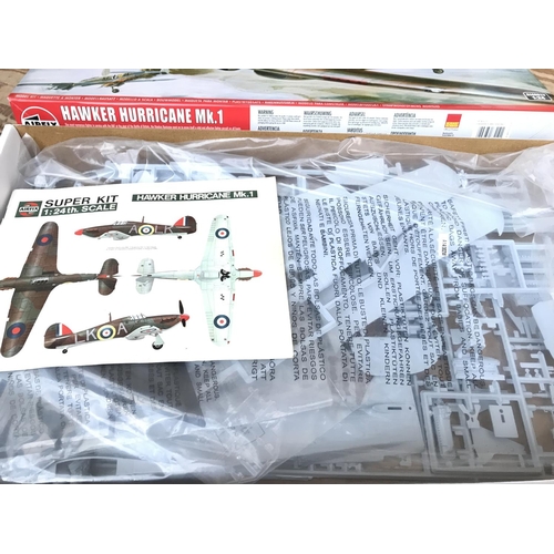 289 - 2 Boxed Airfix Model Kits. A Hawker Hurricane and a P-51D Mustang Both 1/24 scale. (2).