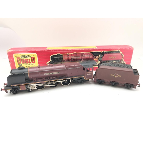 331 - A Boxed Hornby-Dublo 00 Gauge Locomotive And Tender LMR City Of London #2226.