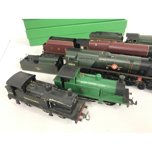 40 - 5 00 Gauge Locomotives including Wrenn and Hornby. In Various States.