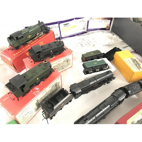 46 - A Collection of Various 00 Gauge Model Kits. Locos. track etc.