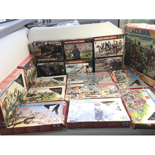 483 - A collection of boxed ESCI plastic figures featuring WWII.Napoleonic..Colonial..Confederates and Cri... 