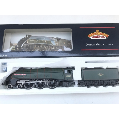 525 - A Boxed Bachmann 00 Gauge A4 60007 Sir Nigel BR Limed Green. #31-954A.