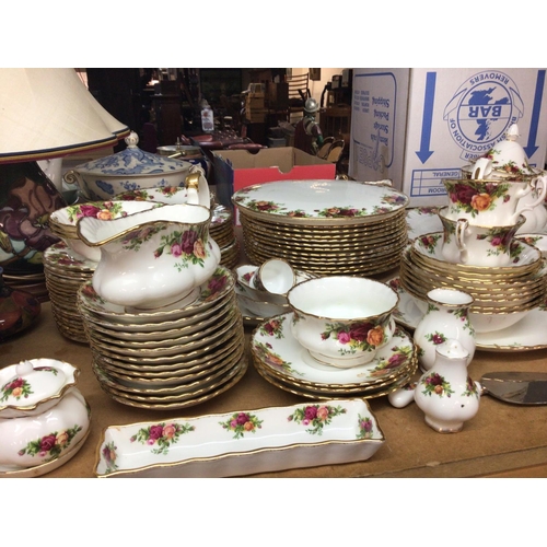 1049 - An Extensive Royal Albert Old English country rose dinner and tea set with tureens cups saucers grad... 