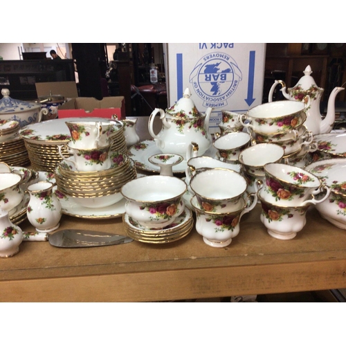 1049 - An Extensive Royal Albert Old English country rose dinner and tea set with tureens cups saucers grad... 