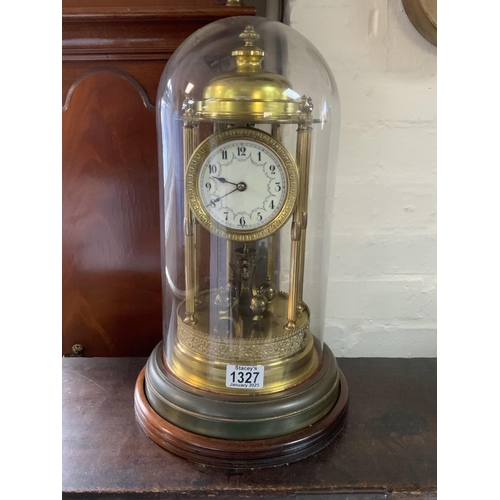 1327 - A vintage domed topped anniversary clock. 44cm.