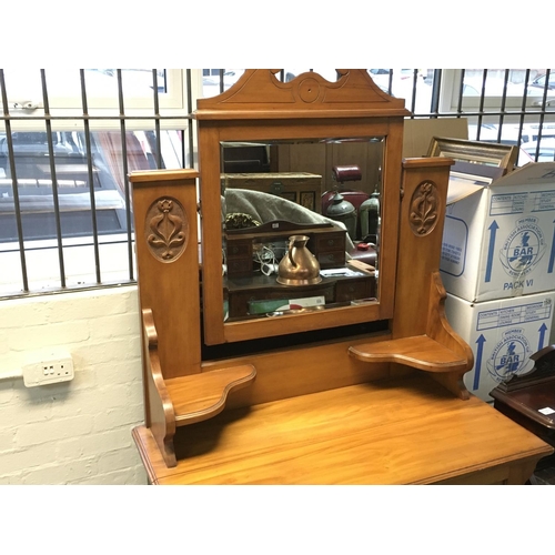 1391 - A walnut dressing table 92 wide 48 deep 174 cm tall.