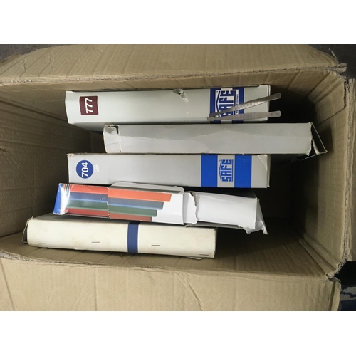 1718 - A box containing 1955-1995 inclusive blocks of German presentation packs.