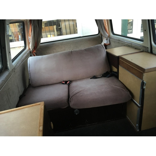 1805 - A Volkswagen VW Camper Van Transporter Motor Caravan Registration F554 PTW in good condition running... 
