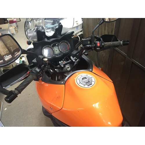 1806 - A Kawasaki KLV 1000 motorcycle Registration EY04 DYP. The bike has been garaged stored however it ha... 