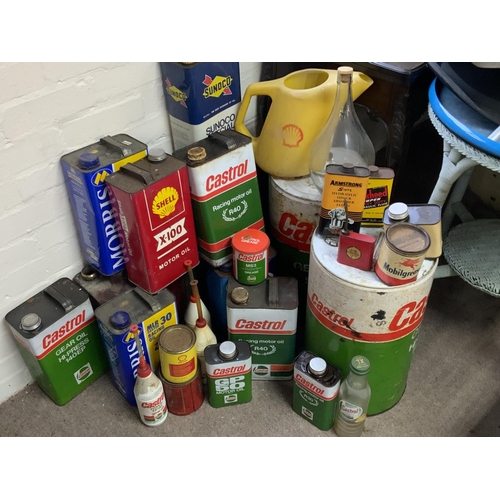 1957 - A good selection of vintage oil, lubricants cans for Castrol, Sunoco, Shell etc. (some with contents... 