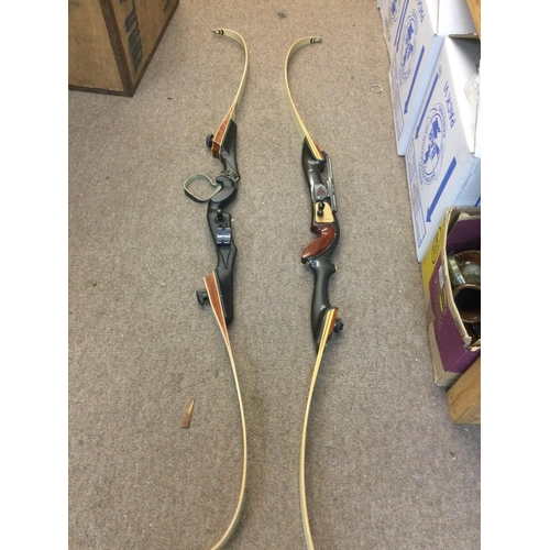 1985 - Two archery bows and accessories. Shipping category D.