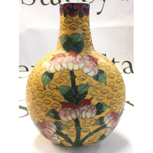 922 - A Chinese imperial porcelain Cloisonne moon flask vase , with floral design 15.5cm tall. No obvious ... 