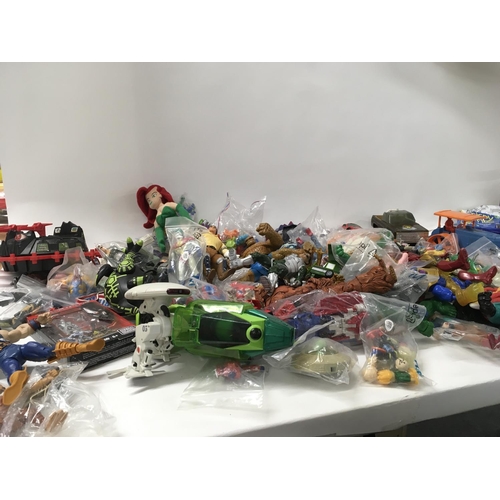 251 - A large collection of assorted play figures ..vehicles etc. includes Star Wars..Spider-Man..Fantasti... 