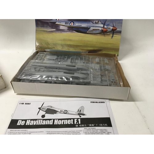 333 - 3x boxed model warplane kits includes IL2 STORMOVIK by Revellâ¦DE Havilland HORNET F1 by Trumpeter ... 