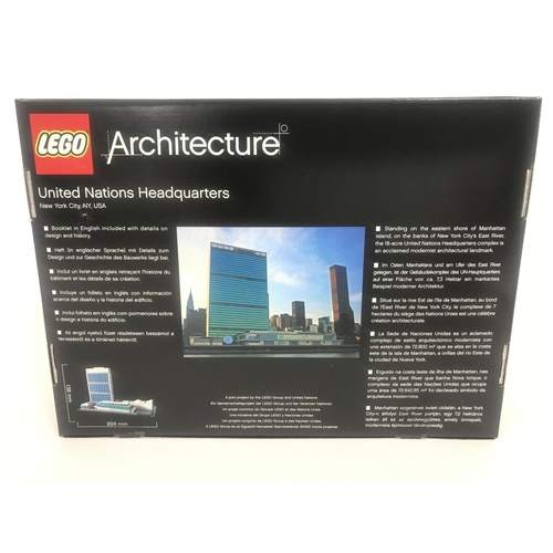 426 - A Boxed And Sealed Lego Architecture United Nations Headquarters. #21018.