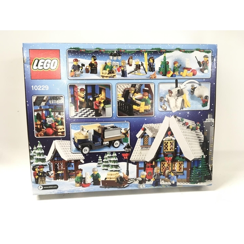 551 - A sealed boxed Lego set # 10229. Winter Village Cottage. No reserve