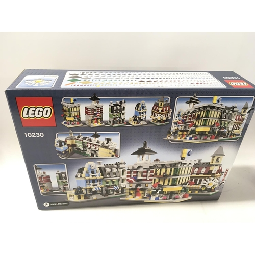 552 - A Boxed And Sealed Lego VIP Exclusive Mini Modulars Set #10230. No reserve