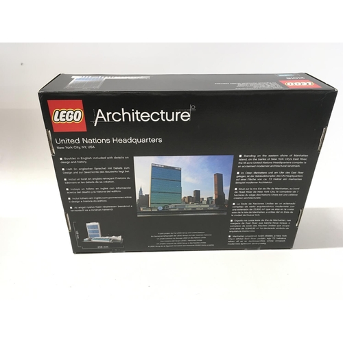 573 - 2x sealed boxed Lego sets including ARCHITECTURE # 21018. United Nations Headquarters. Also CREATOR ... 