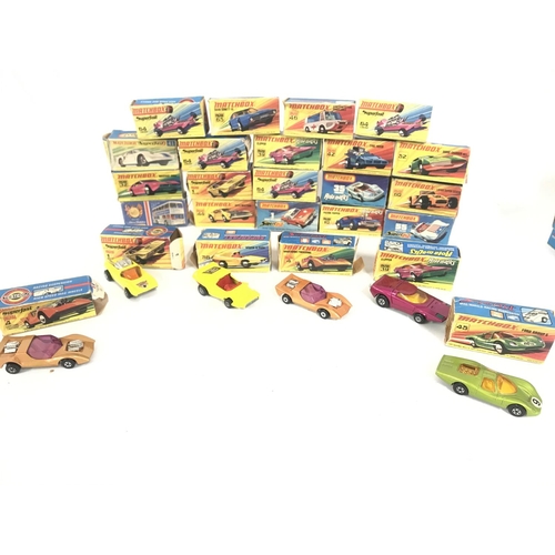 615 - 2 Boxes Containing 5 Full Matchbox Carry Cases. And a Collection of Boxed Matchbox Cars, in Various ... 