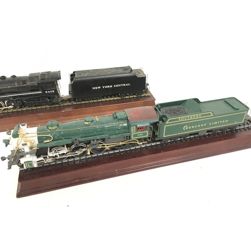 802 - 2 x Franklin Mint H0 Gauge Locomotives. NO RESERVE