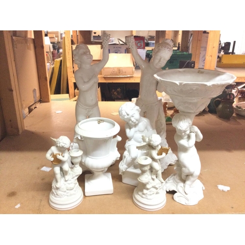 1015 - A collection of porcelain Cherub and Putti figures by Franklin Mint, Italian maker etc. Some figures... 