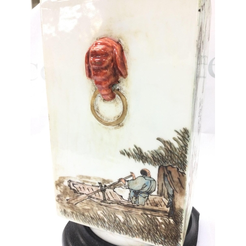 889 - A Chinese qianjiang cai cong vase. 28cm tall, 14cm wide. No obvious large damage or restoration, lig... 