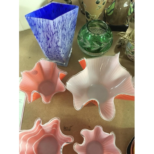 1063 - A collection of glass ware including four handkerchief vases and two vases .