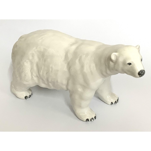1091 - A Beswick model of a polar bear, Model 1533. (A)