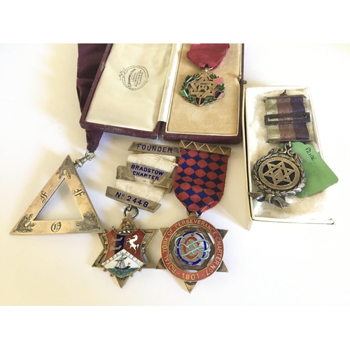 Lot 2032      