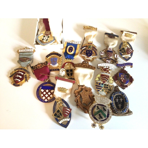 Lot 739       