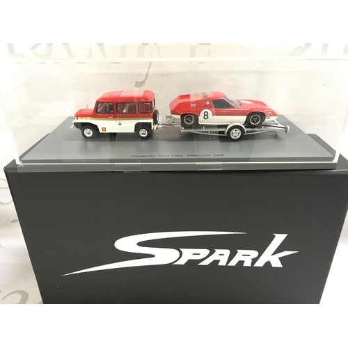 Miniature Spark 1/43 – Transporter Team Lotus Silverstone 1968, Voiture De Sport Résine