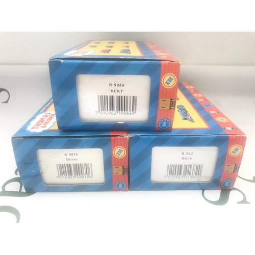 86 - 3 X Hornby 00 GaugeThomas And Friends Locomotives. A Oliver. Duck And Bert. No Reserve.