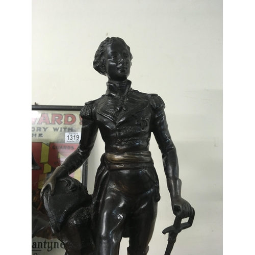 850 - A bronzed figure in the form of Wellington on a marble base .44 cm
