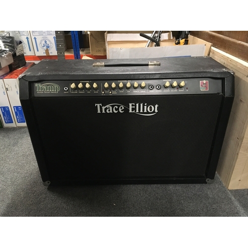 1052 - A Trace Elliot Super Tramp Twin amplifier.