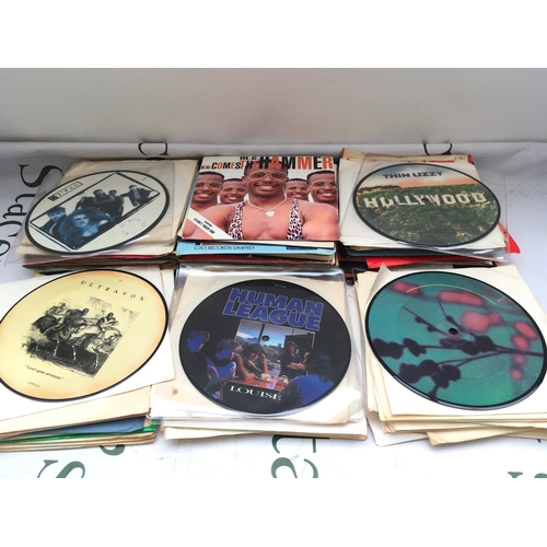 204 - A collection of 7