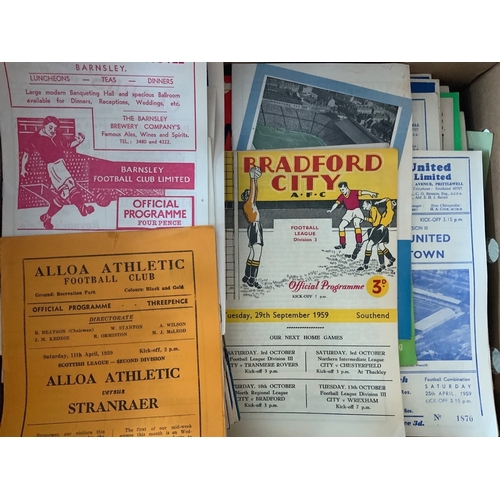 128 - 1960s Football Programme Box: Wide variety of clubs spanning the decade with some 50s included. Nota... 