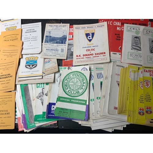137 - Scottish Football Programmes: Good quantity with duplication of Celtic Falkirk Ayr and others. Celti... 