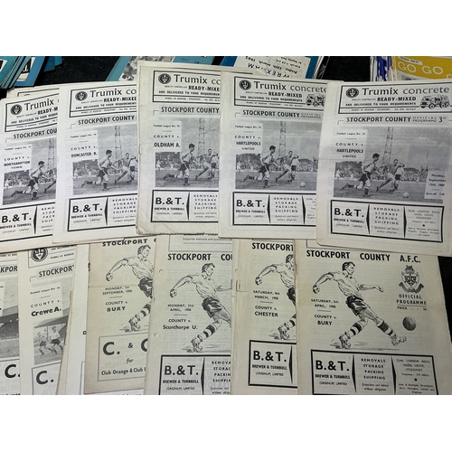 165 - Stockport County Home Football Programmes: 12 from the late 1950s and over 250 spanning the 60s. Mai... 