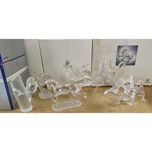 1001 - 6 Swarovski crystal boxed figures (all in good condition) 2 SCS figures Lovebirds / Woodpecker, 3 st... 