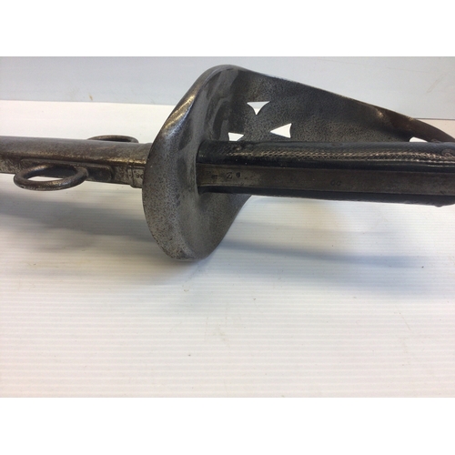 662 - A British Cavalry Troopers sword 1895 pattern with military markings to the blade and scabbard.