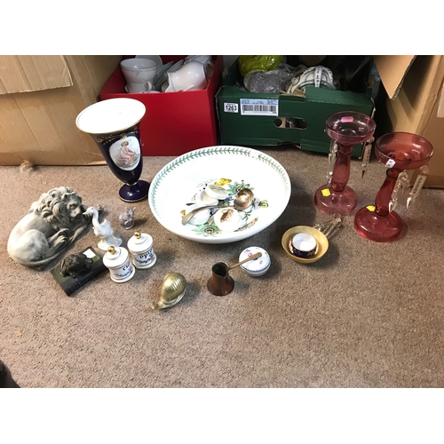 1265 - A Collection of ceramics and other items No reserve