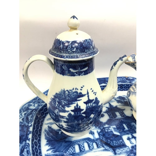 1309 - A Worcester type 18th century coffee pot and two other blue and white ceramic items