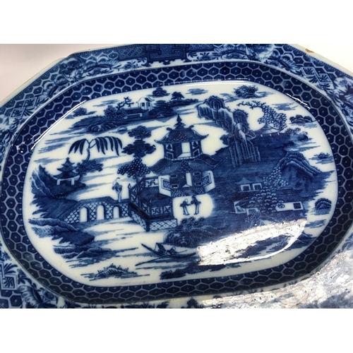 1309 - A Worcester type 18th century coffee pot and two other blue and white ceramic items