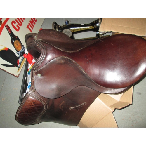 584 - Vintage leather saddle Dean's The Antelope