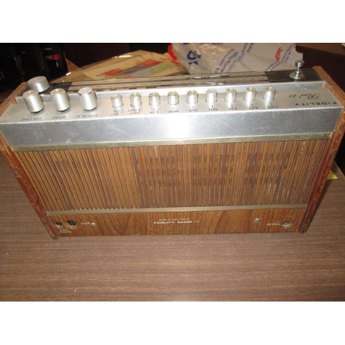 33 - Vintage Fidelity Rad 18 multi wave band radio