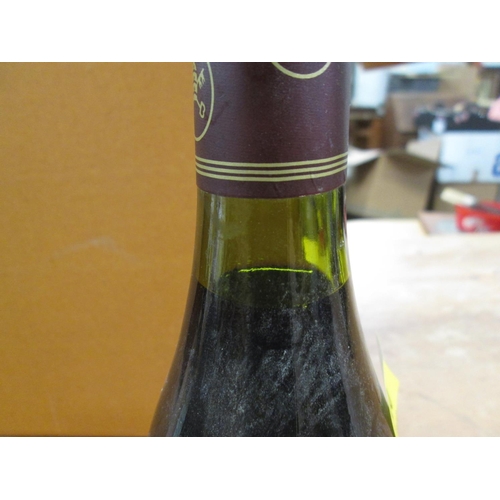 10 - 1 x bottle of wine : Domaine Saint Paul Chateauneuf du Pape 2001