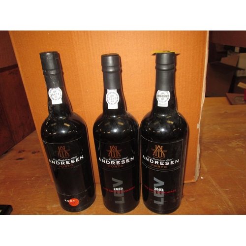 2 - 3 x bottles of Port : 2003, 2007 and one with no date