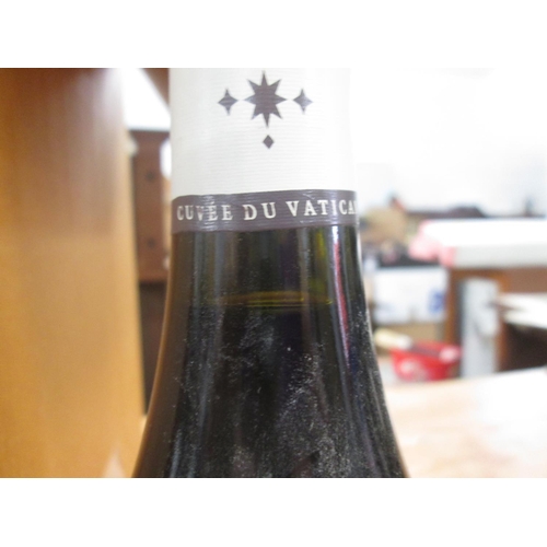 7 - 1 x Bottle of wine : Cuvee Du Vatican Chateauneuf du Pape 2007